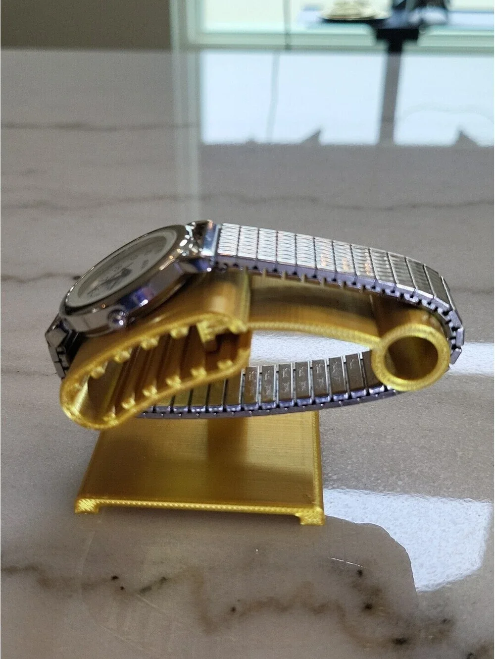 Vtg Azur Womans Watch New Battery Silvertone Stretch Bracelet 32mm Works EUC